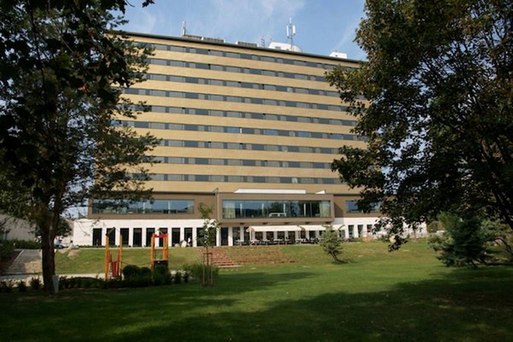 Hotel Yasmin Košice Exterior foto