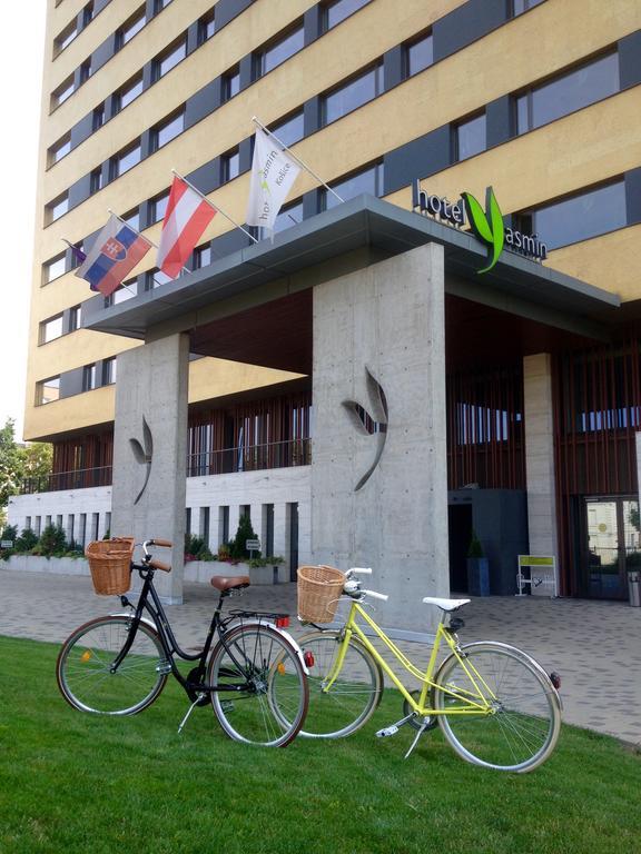 Hotel Yasmin Košice Exterior foto